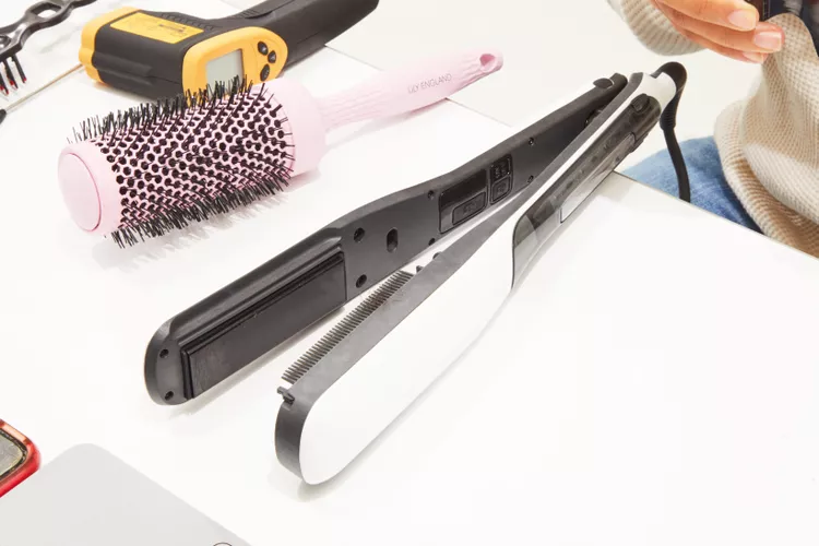 بهترین مارک اتو مو ins flat irons test loreal professional steampod tstaples 0546 fbf207c16b734485806f93b633fcf262 - بهترین مارک اتو مو