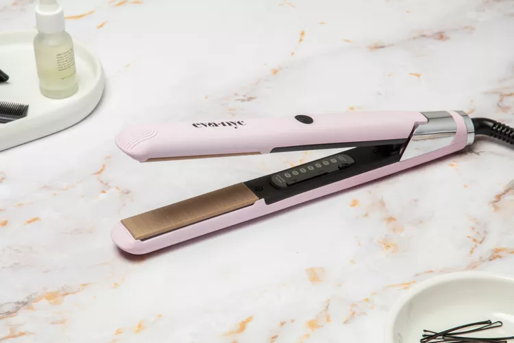 بهترین مارک اتو مو ins product eva nyc healthy heat nano silk styling iron lalmeida 0827.jpg 67fca9d1fd38418d8e798a62dc35ef38 - بهترین مارک اتو مو